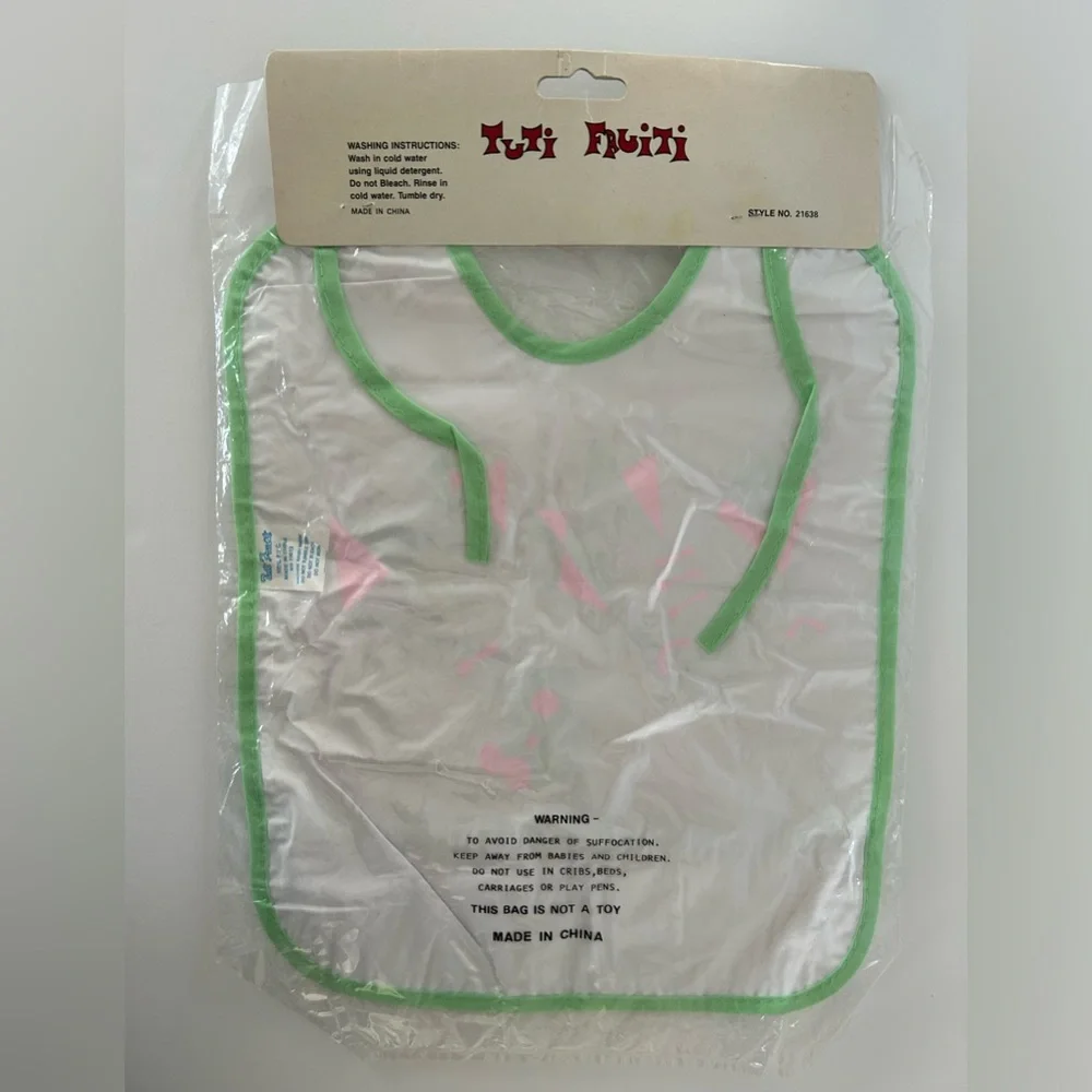 🦋 5/$25 - Tuti Fruiti Baby Bib Vintage - NWT - Teddy Bear Flying Kites